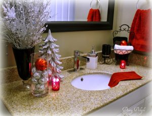 Christmas Decor in Bathroom